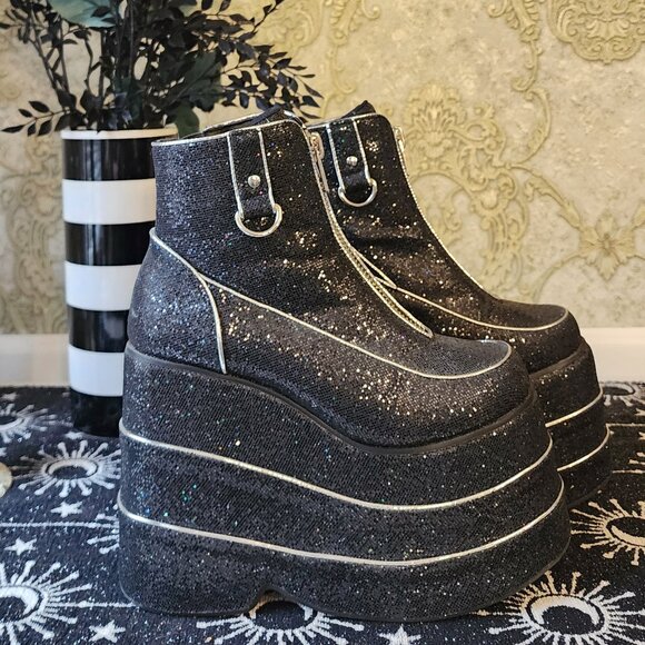 Rare Glam Dolls Kill Club Exx Platform Black Glitter Zipper Glitter Boots Sz 7 - Picture 1 of 7